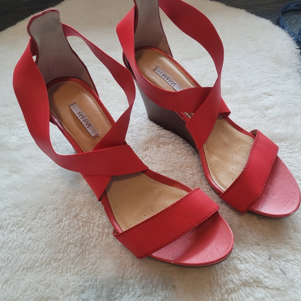 Geox Respira Wedge Sandal In Lipstick Red Size EU 39